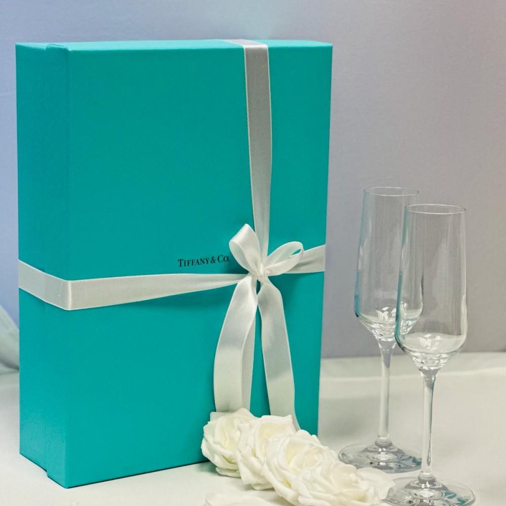 pol-roger-cuv-e-sir-winston-churchill-tiffany-champagne-flutes-set